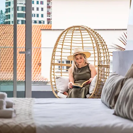 Penthouse A Fabrica By Homie * Funchal (Madeira)